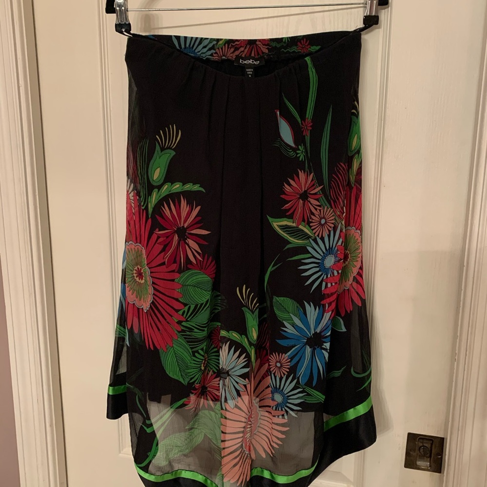 GORGEOUS SILK STRAPLESS BEBE DRESS! - Picture 6 of 7